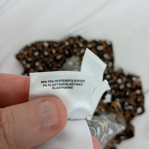 Anne Klein Leopard Mob Wife Animal Print Office Work Blouse Size M - Picture 3 of 8